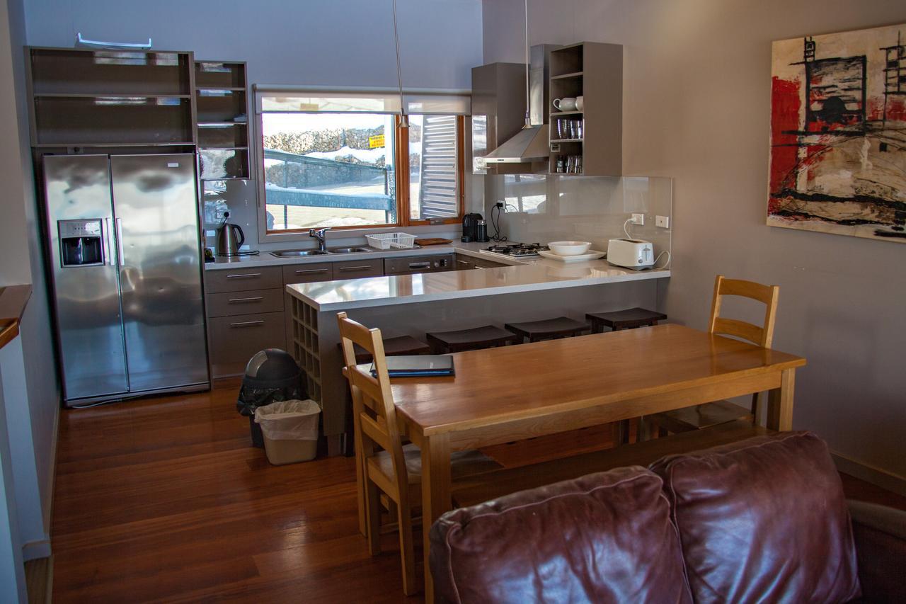 Outside Edge Appartement Mount Hotham Buitenkant foto